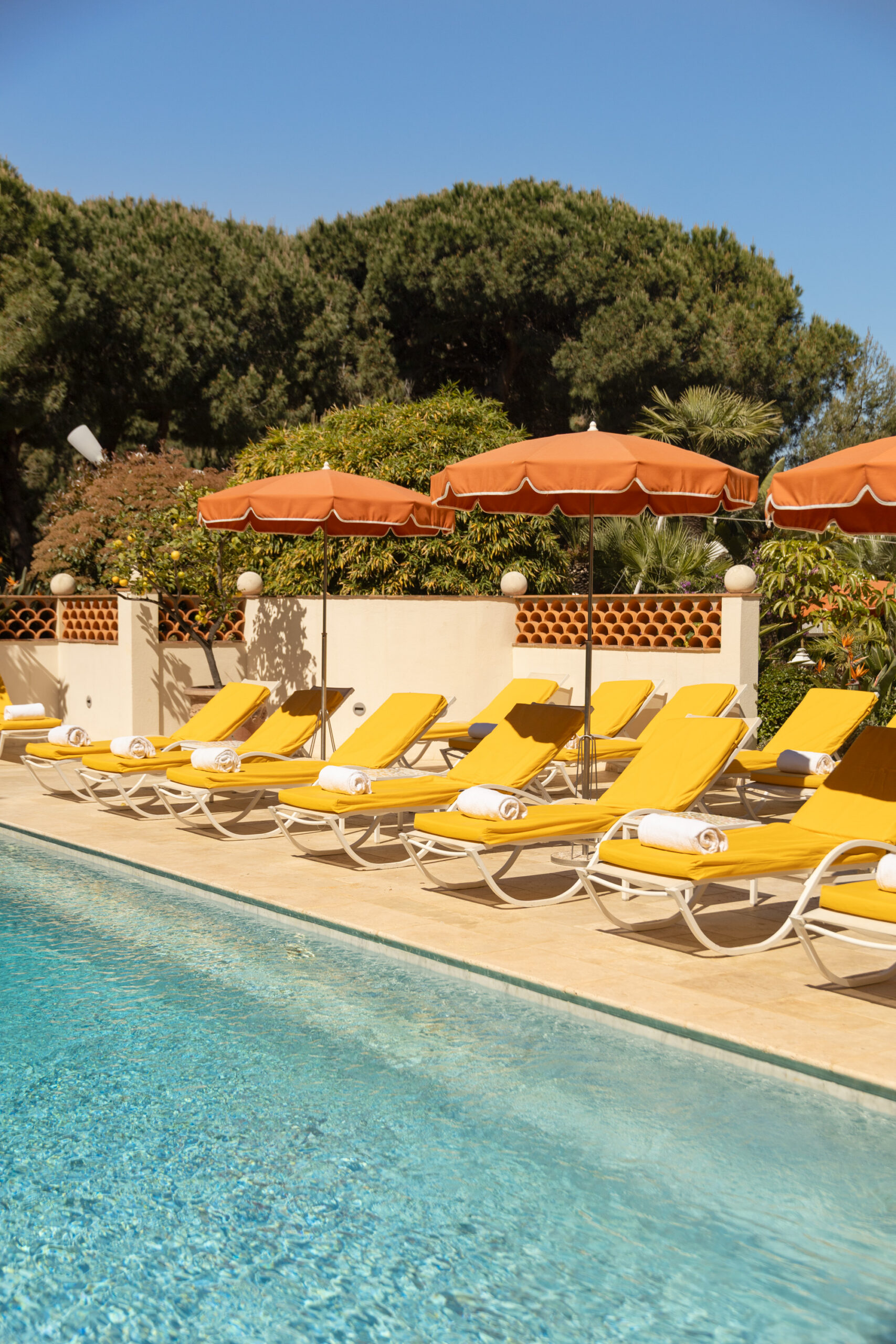 Hotel Juana Pool 20 scaled