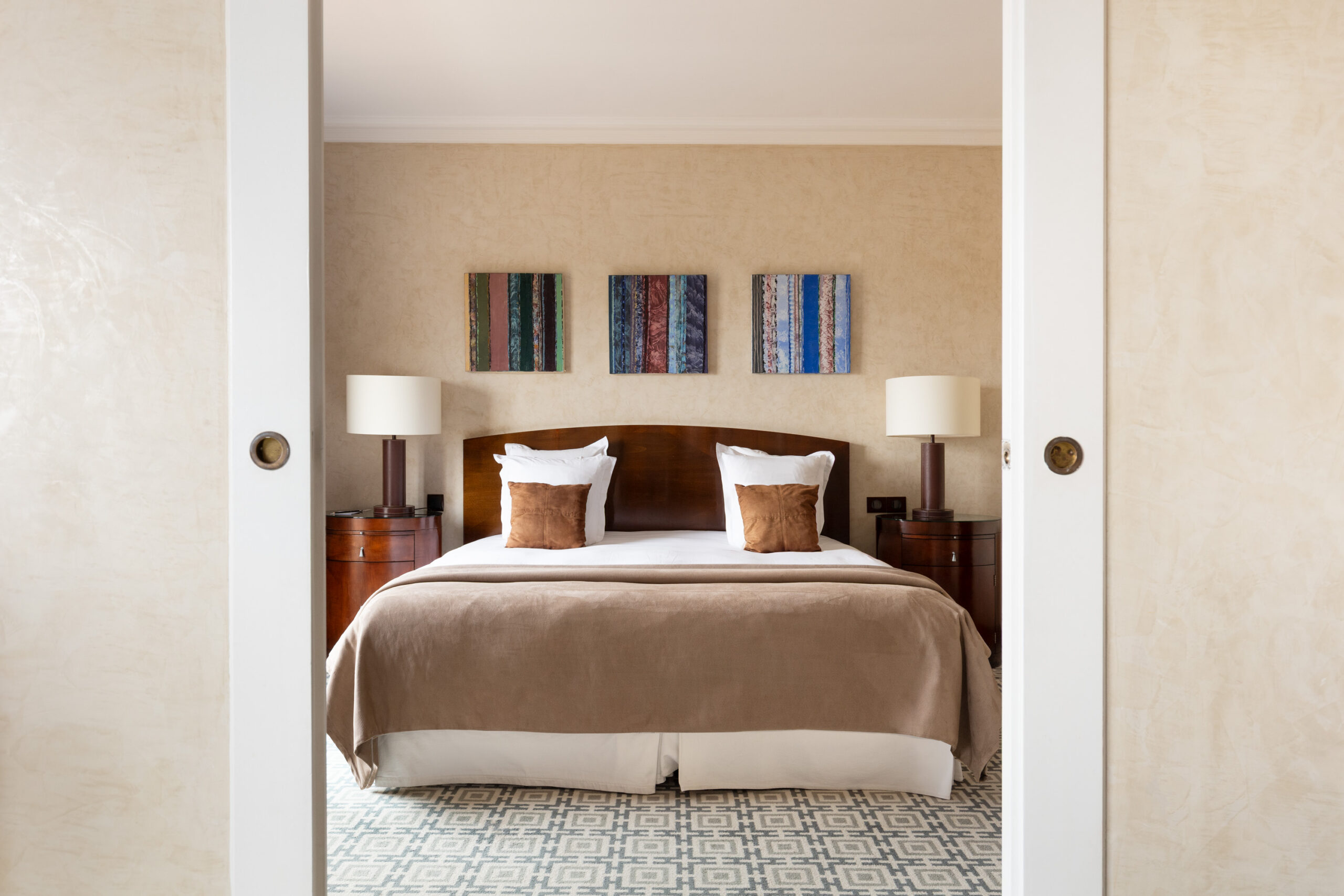 Suite 2 scaled