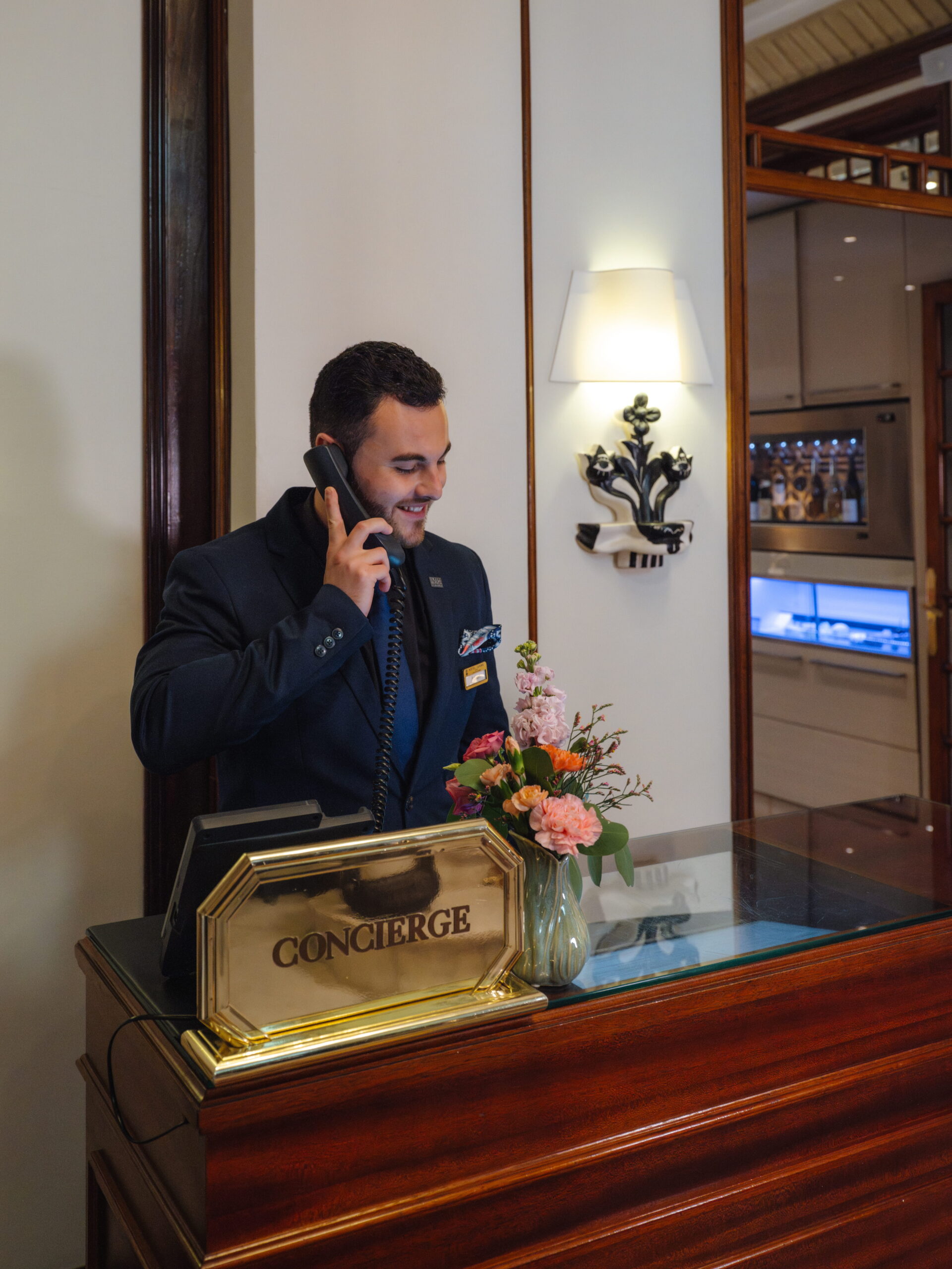 conciergerie hotel juana scaled